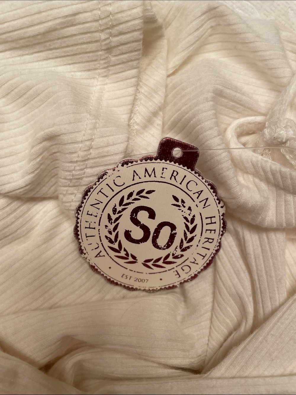 SO Cream Ribbed V-Neck Cold-Shoulder Top - Picture 8 of 11